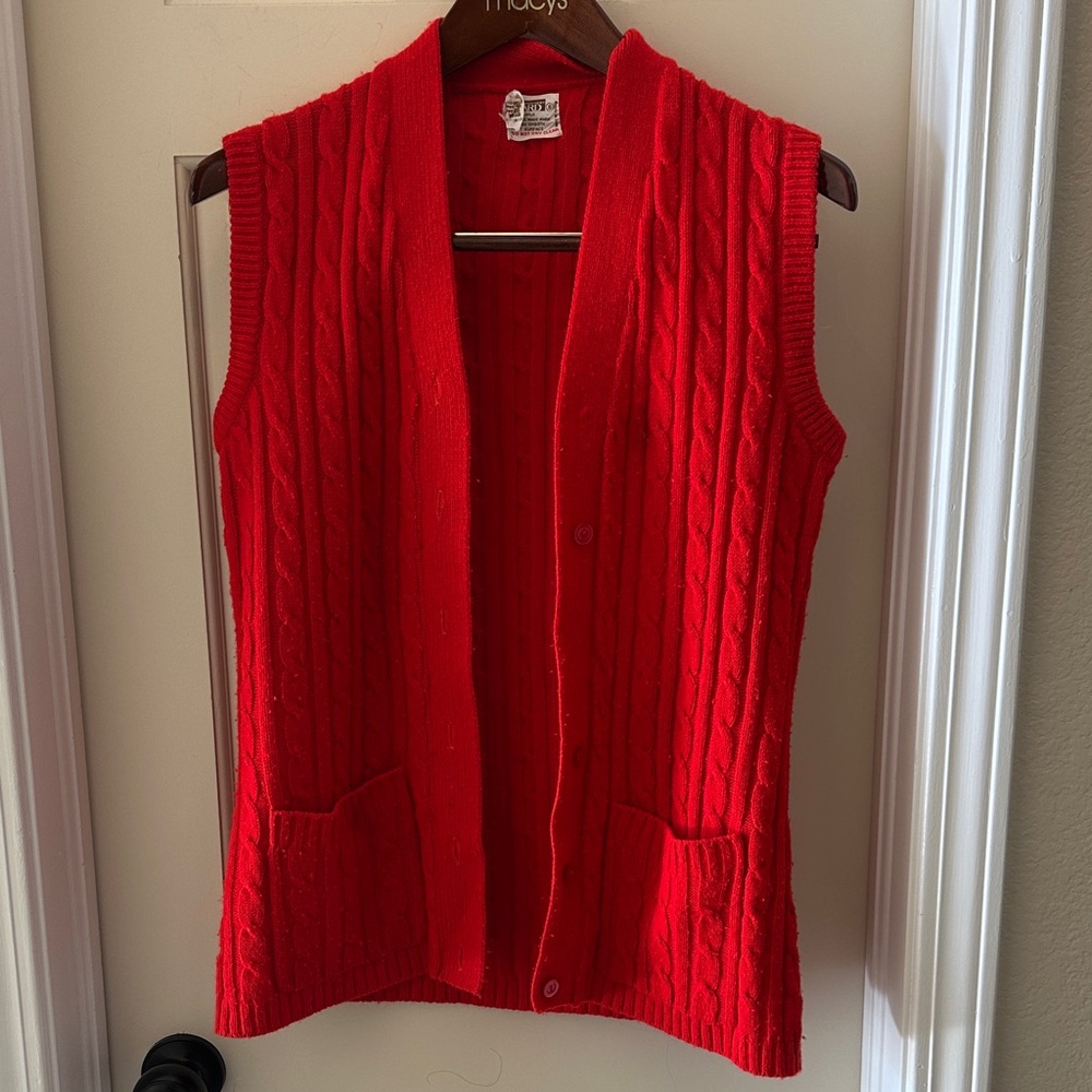 Vibrant Red Sleeveless Cable Knit Cardigan